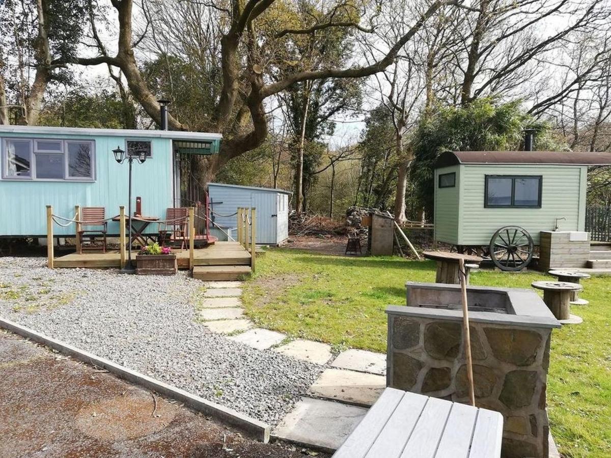 شقة Bronllys Farm Coastal Self-Catering لينيلي المظهر الخارجي الصورة