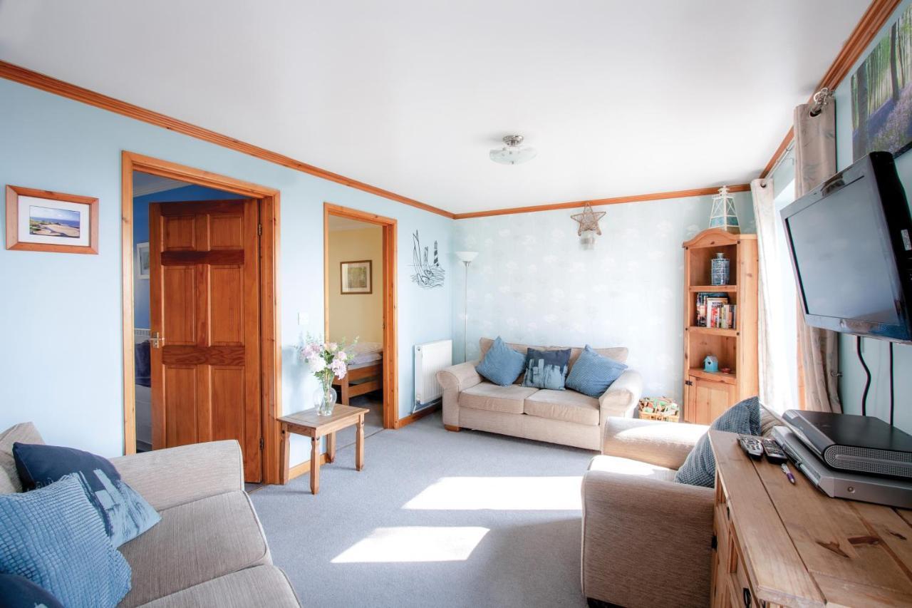 شقة Bronllys Farm Coastal Self-Catering لينيلي المظهر الخارجي الصورة