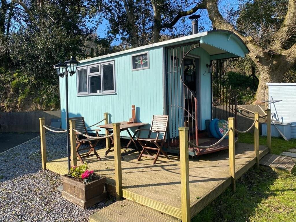 شقة Bronllys Farm Coastal Self-Catering لينيلي المظهر الخارجي الصورة