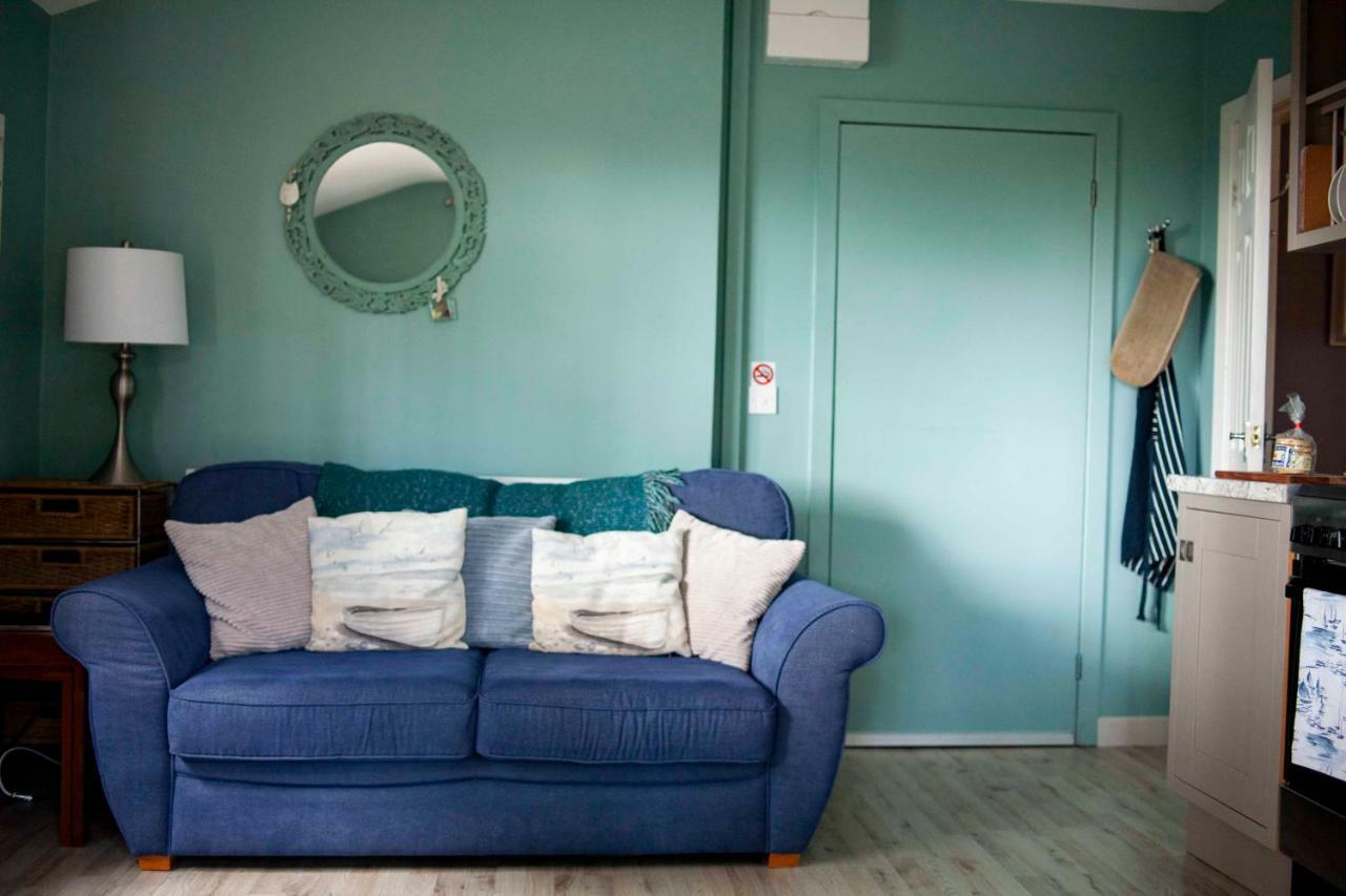 شقة Bronllys Farm Coastal Self-Catering لينيلي المظهر الخارجي الصورة