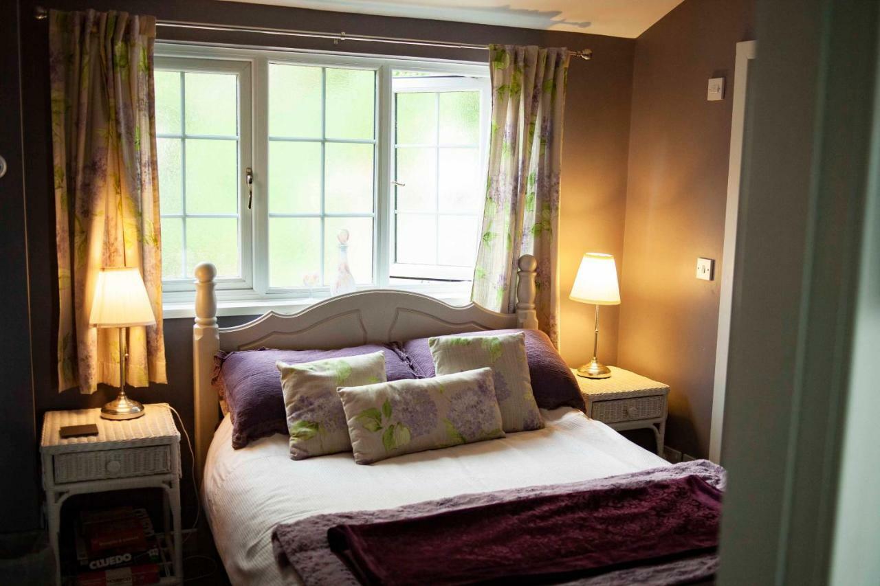 شقة Bronllys Farm Coastal Self-Catering لينيلي المظهر الخارجي الصورة